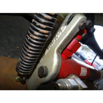 T&amp;B Greenlee Hydraulic Hand / Foot 13586, 9800 PSI Pump