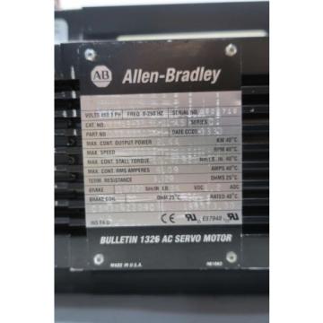 ALLEN BRADLEY 1326AB-B515E-21-K5 460V-AC 2.44KW 92LB-IN SERVO MOTOR D551986