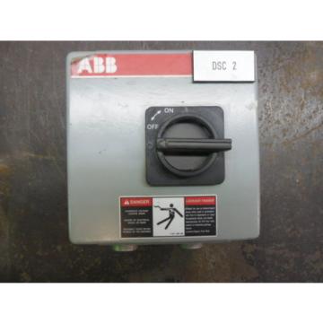 ABB GENERAL PURPOSE SWITCH  IN HOFFMAN ENCLOSURE #5191249 P/N NF402-3P05A USED