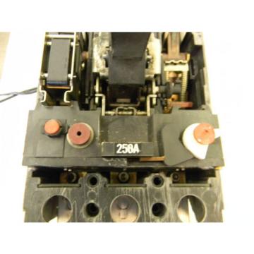 ABB MJ-4333250 Amp Circuit Breaker w/ Aux 120V Trip 600 Vac 3 Pole   C6