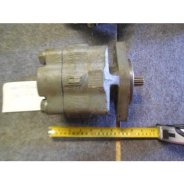 NEW PARKER COMMERCIAL HYDRAULIC # 3129112553 Pump