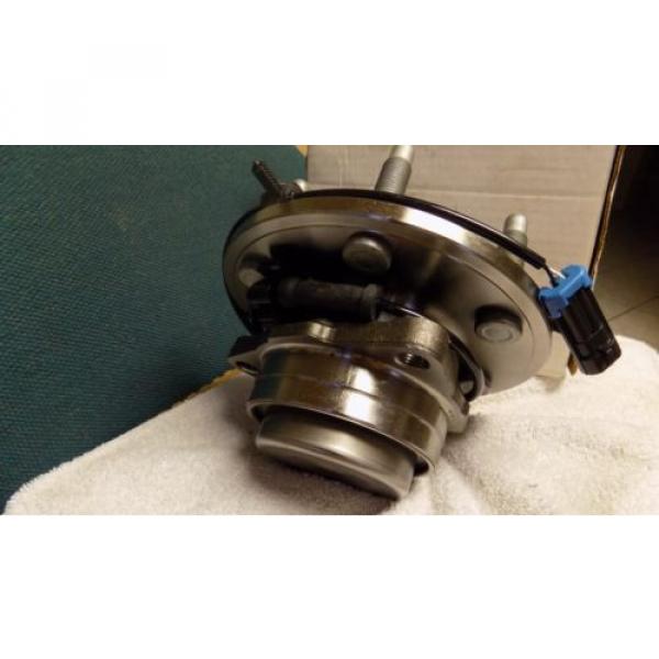 BRAND NEW Wheel Bearing and Hub Assembly National 515053 #3 image